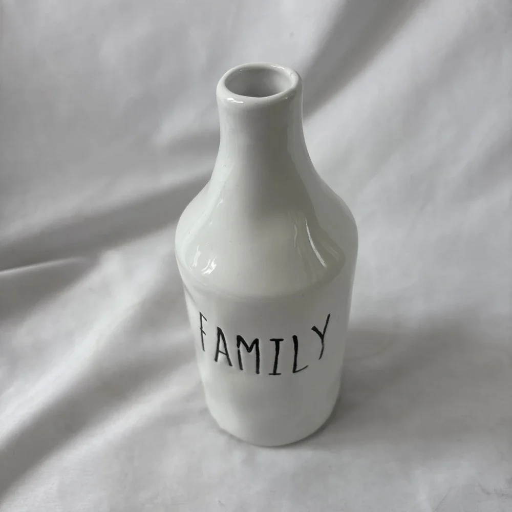 Pier 1 Imports‎ FAMILY White Ceramic Vase 7.5